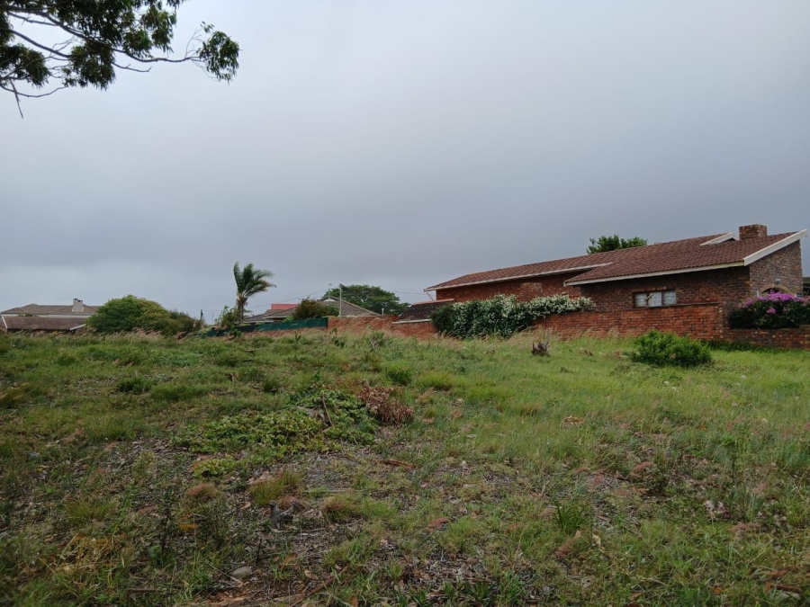 0 Bedroom Property for Sale in Wavecrest Eastern Cape